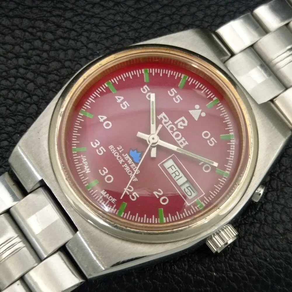 Vintage 1982 Ricoh Automatic Mens Silver Watch W/daydate & Red accents